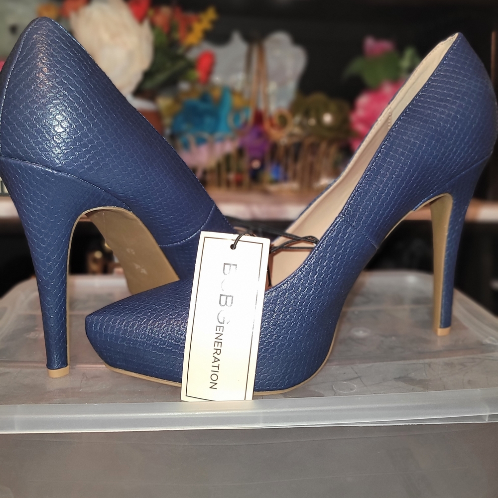 BCBGeneration Textured Blue Heels
